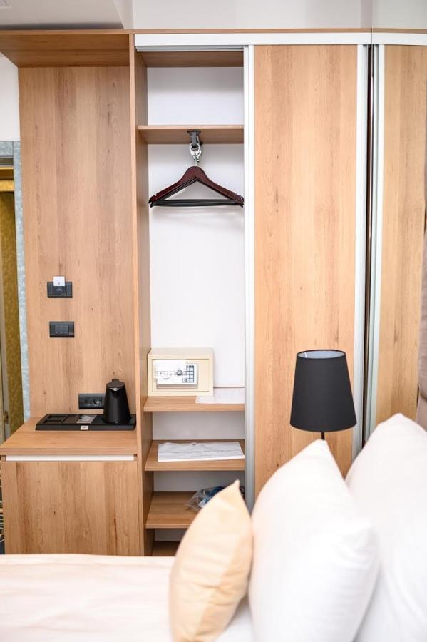 Hotel Vertigos توزلا المظهر الخارجي الصورة