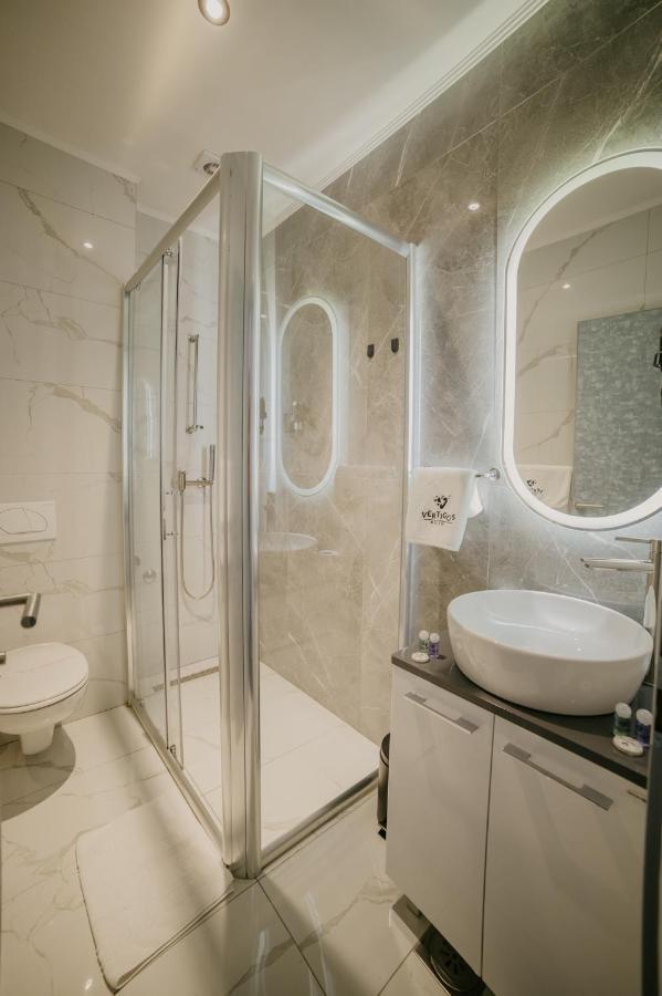 Hotel Vertigos توزلا المظهر الخارجي الصورة