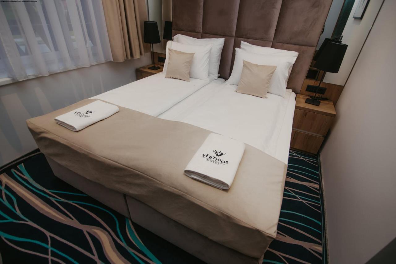 Hotel Vertigos توزلا المظهر الخارجي الصورة